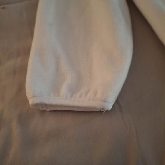 Athletic Works Women's White With Animal Print Pullover - Picture 8 of 8